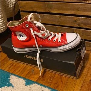 Red Converse sz. 9